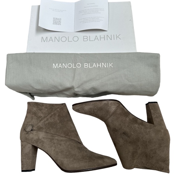Manolo Blahnik Grey Suede Ankle Boots Size 39.5 - Picture 1 of 9